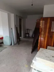 Casa zona V.Jelnei cu 14 arii teren, semifinisata