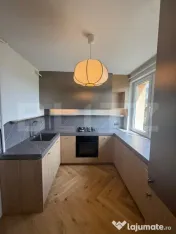 Apartament cu 2 camere, etaj intermediar, decomandat, zona U 