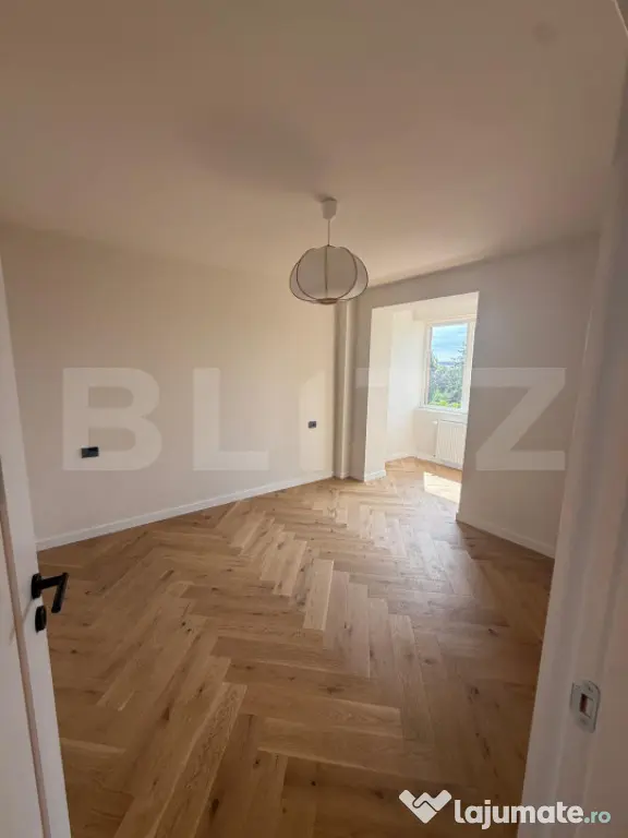 Apartament cu 2 camere, etaj intermediar, decomandat, zona U - Suceava (Suceava)
