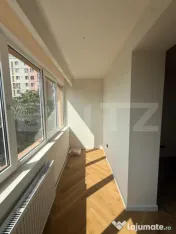 Apartament cu 2 camere, etaj intermediar, decomandat, zona U 