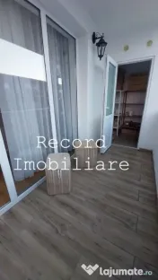 Ap. 2 camere dec.,3 balcoane inchise 24 mp,parcare Eroilor Floresti