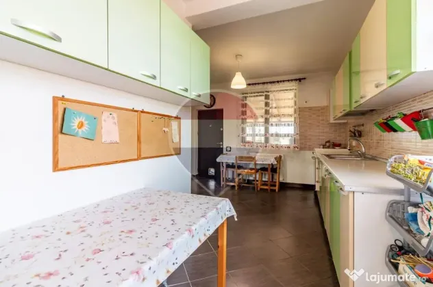 Casă / Vilă de vanzare in Ciorogarla | 5, 6 camere | te... - Ciorogarla (Bucuresti-Ilfov)