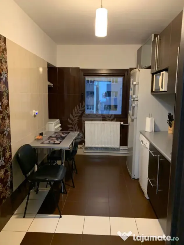 APARTAMENT 2 CAMERE // PIATA MIHAI VITEAZUL - Ploiesti (Prahova)