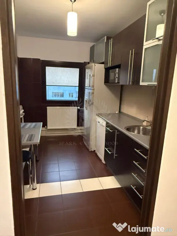 APARTAMENT 2 CAMERE // PIATA MIHAI VITEAZUL - Ploiesti (Prahova)