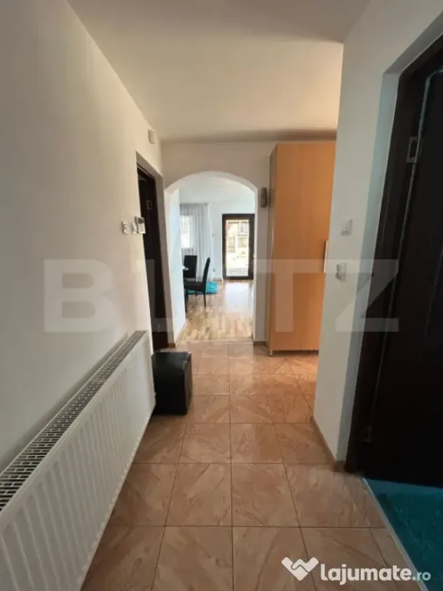 Casă de vânzare cu teren 1.530 mp, garaj, alarmă și supr - Viisoara (Dambovita)