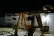 Casă de vânzare cu teren 1.530 mp, garaj, alarmă și supr