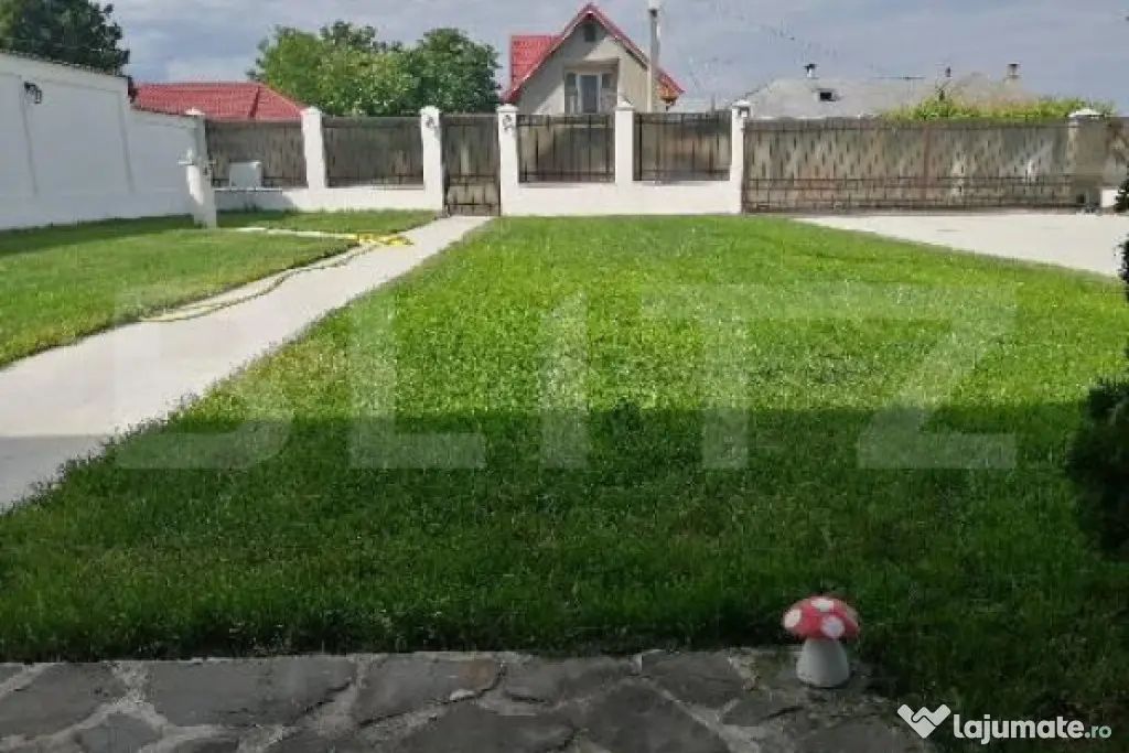 Casă de vânzare cu teren 1.530 mp, garaj, alarmă și supr - Viisoara (Dambovita)