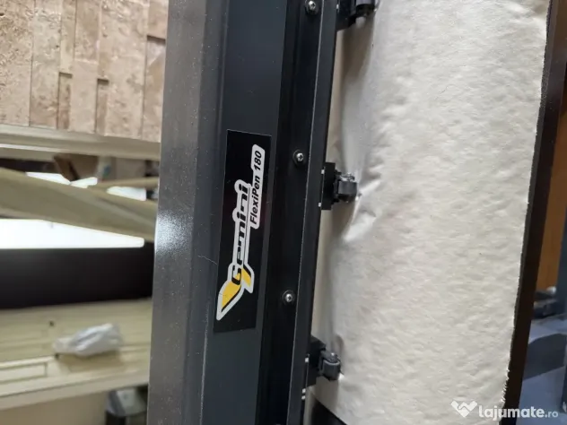 Plotter - cutter 180 cm folosit