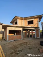 Casă Exclusivistă în Cârcea | Design Modern și Dotări 
