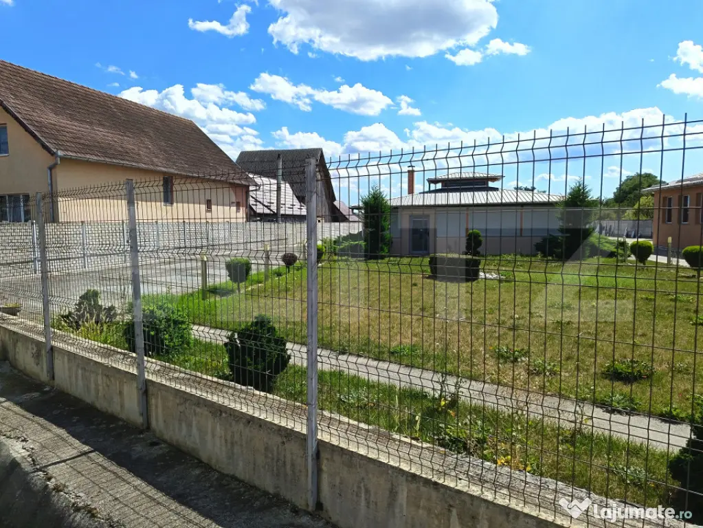 Oportunitate de investitie:Teren intravilan generos,1710 mp, - Mihai Viteazu (Cluj)