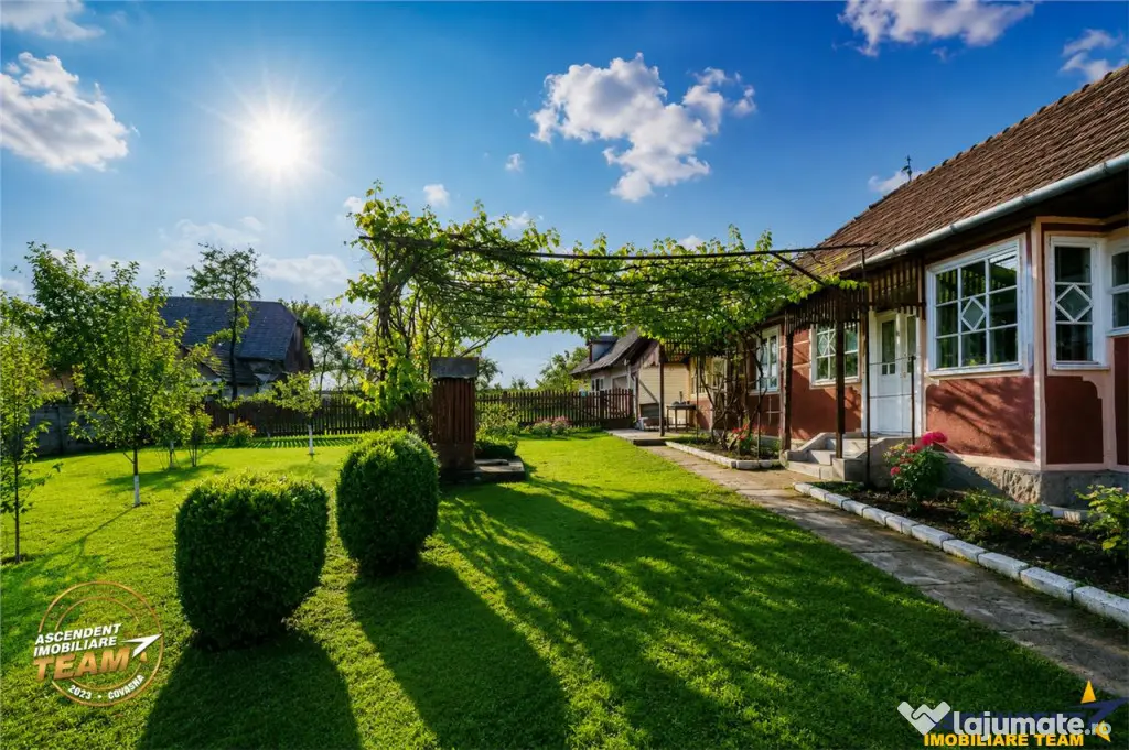 FILM! Domeniu pretios de 7.608 mp casa traditionala, Cernat - Cernat (Covasna)