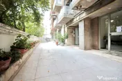 ULTRACENTRAL-CALEA VICTORIEI, ION CAMPINEANU, LA DOI PASI DE 