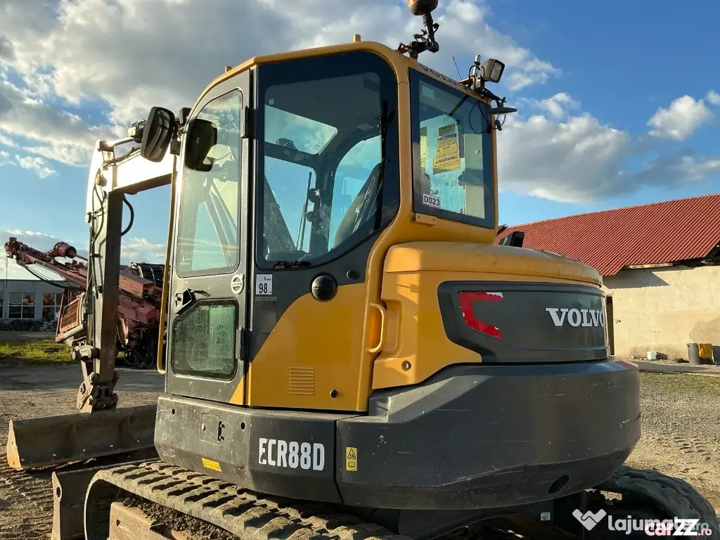 Miniexcavator Volvo ECR88D, 9 tone, 2017 - Negresti Oas (Satu-Mare)