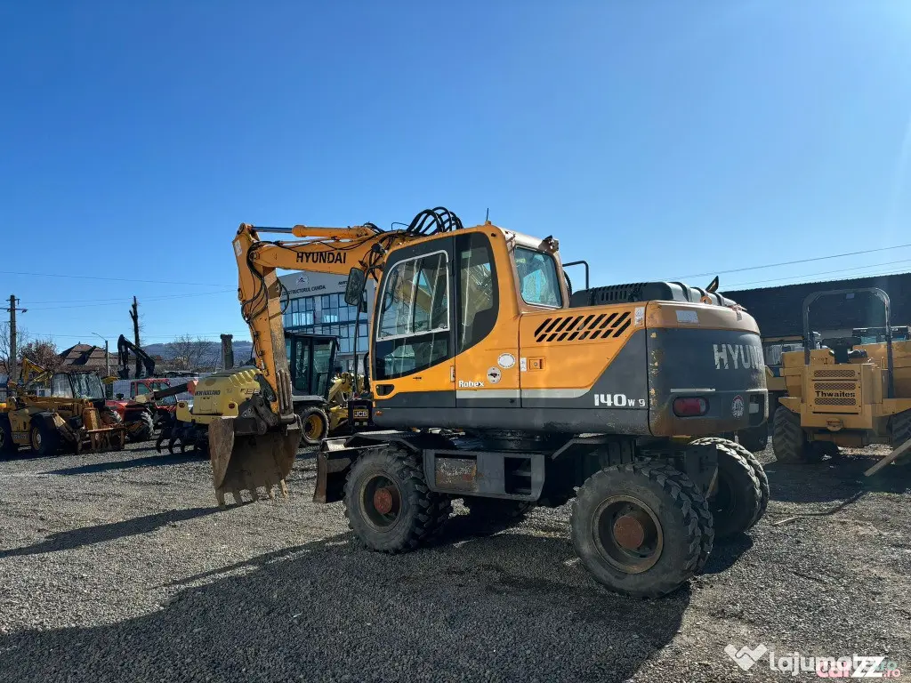 Excavator pe roti HYUNDAI ROBEX 140W-9, 14 tone, 2010 - Negresti Oas (Satu-Mare)