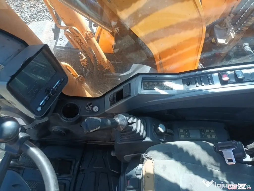 Excavator pe roti HYUNDAI ROBEX 140W-9, 14 tone, 2010 - Negresti Oas (Satu-Mare)