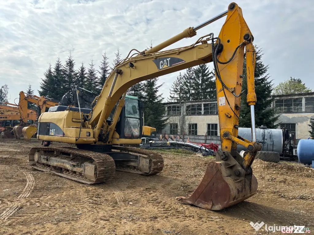 Excavator pe senile Caterpillar 318C, 22 tone, 2010 - Negresti Oas (Satu-Mare)