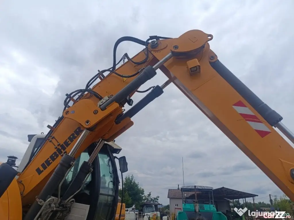 Excavator pe roti Liebherr A916 Litronic, an 2018 - Negresti Oas (Satu-Mare)