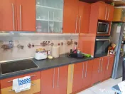 Apartament 3 camere, etaj 1 , loc de parcare , mobilat, Cale 