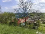 CASA LA 20 KM DE CRAIOVA CU 10000 MP. TEREN