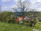 CASA LA 20 KM DE CRAIOVA CU 10000 MP. TEREN