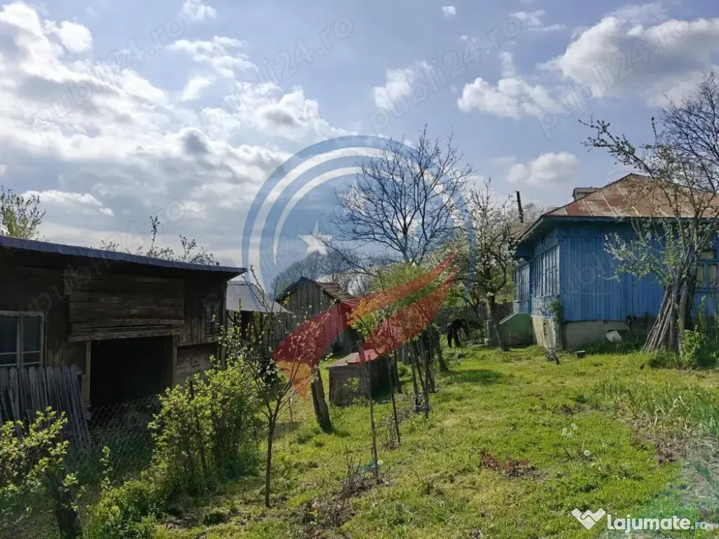 CASA LA 20 KM DE CRAIOVA CU 10000 MP. TEREN - Ghercesti (Dolj)