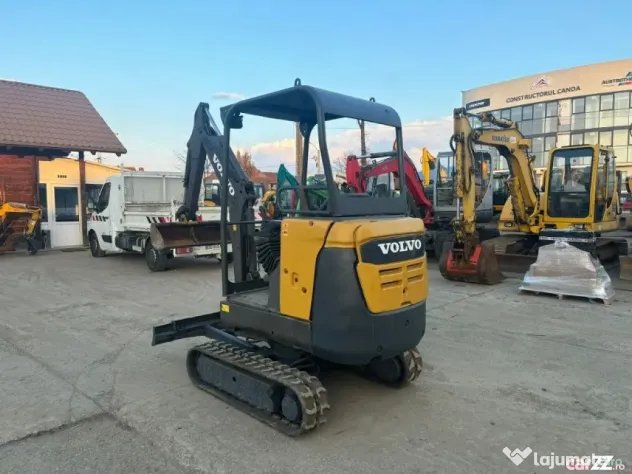 Miniexcavator Volvo EC18D, 2016, 1,8 tone - Negresti Oas (Satu-Mare)