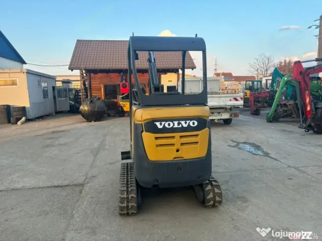 Miniexcavator Volvo EC18D, 2016, 1,8 tone - Negresti Oas (Satu-Mare)