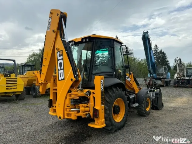 Buldoexcavator JCB 3CX, 2025, cupă multifuncțională, braț telescopic - Negresti Oas (Satu-Mare)