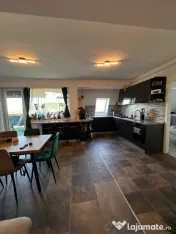 Apartament de vanzare 2 camere 56 mp /25MP TERASA , zona VI