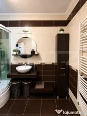 Apartament 3 camere, 90 mp, 2 balcoane si parcare cu CF, zon 