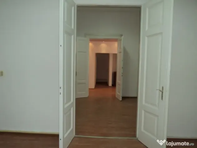 Apartament 5 camere renovat, 181mp, Timisoara, Tribunal, 388.000euro - Timisoara (Timis)