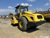 Cilindru compactor Bomag BW 212 D-5, 2015, 11,5 tone