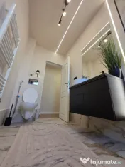 Apartament cu 2 camere, parcare, 40 mp | zona Eroilor, Flore 