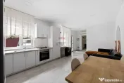 Casă cu 3 camere de închiriat | Zona Boul Roșu | Arad 