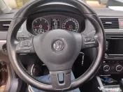 VW Jetta Highline 1,6 TDI 