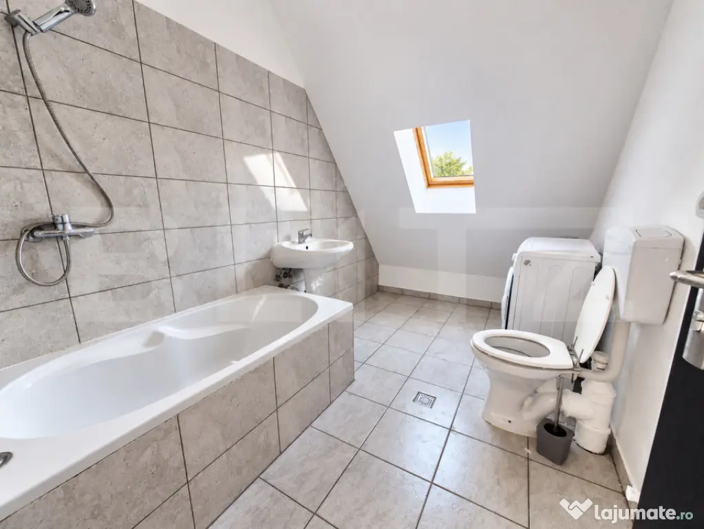 Apartament 41 mp 7 Noiembrie, Parcare în curte - Targu Mures (Mures)