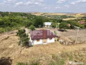 Casa individuala Horlesti 87mp 2 dormitoare + 500mp teren