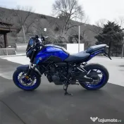 Motocicleta Yamaha MT07 