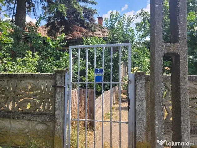 Vand casa batraneasca si teren 1900 mp intravilan cu iesire la DN4 Curcani Calarasi