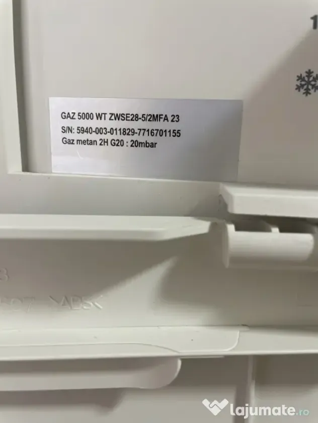 Centrala termica Bosch Gaz 5000 WT - 28 kW cu boiler