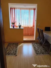 Apartament 3 camere zona Cedonia 