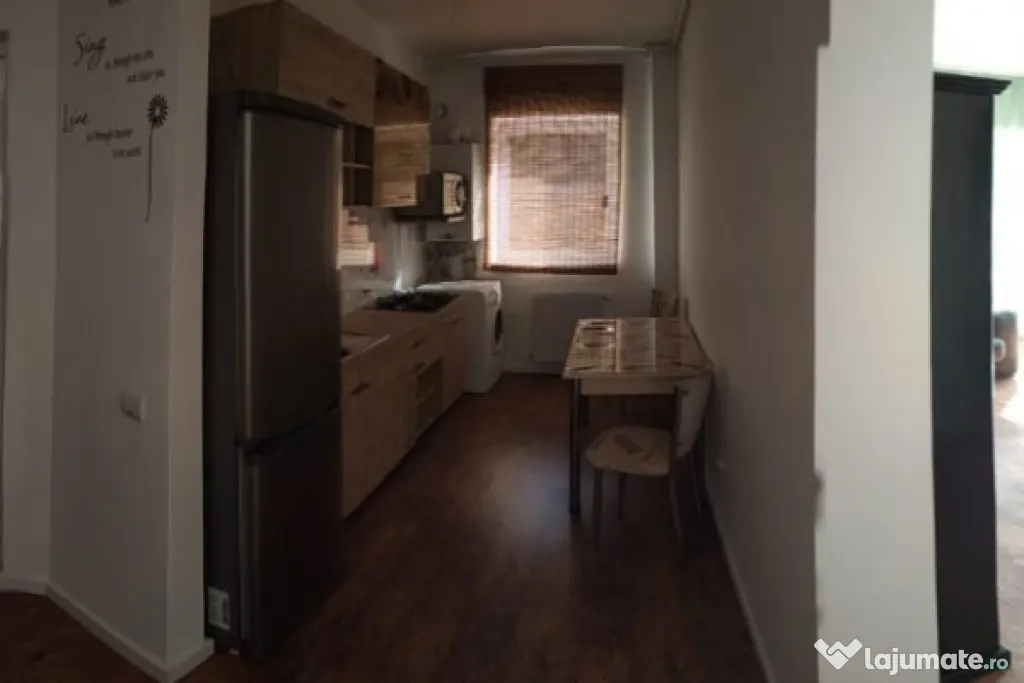 Vand apartament 2 camere 50 mp+balcon 6mp zona Cetatii - Floresti (Cluj)