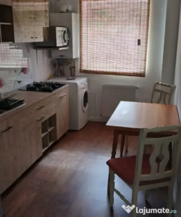 Vand apartament 2 camere 50 mp+balcon 6mp zona Cetatii - Floresti (Cluj)