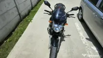 Motocicleta Yamaha fz6N/S1 an 2004