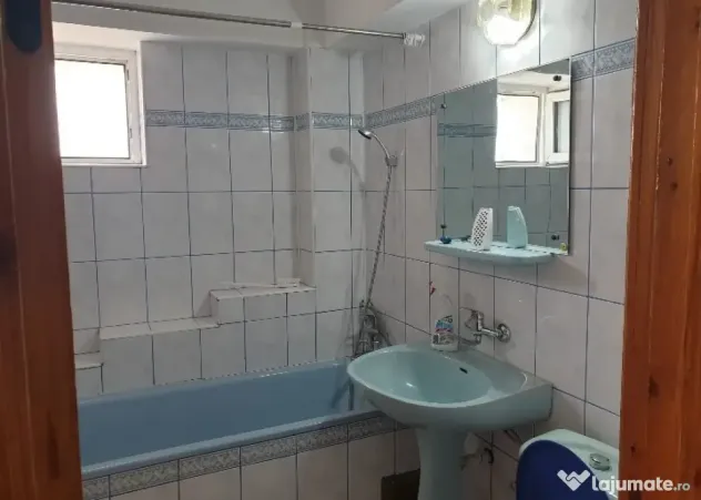 Apartament Cu 3 Camere Decomandate Zona Obcini- Metro - Suceava (Suceava)