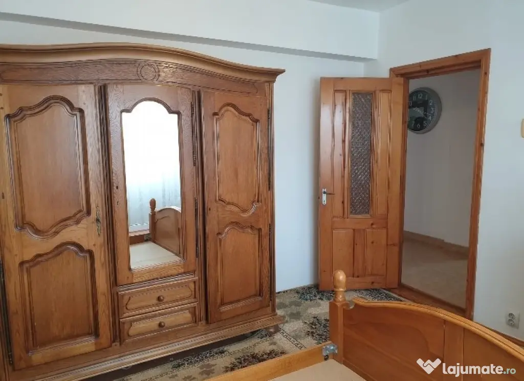 Apartament Cu 3 Camere Decomandate Zona Obcini- Metro - Suceava (Suceava)
