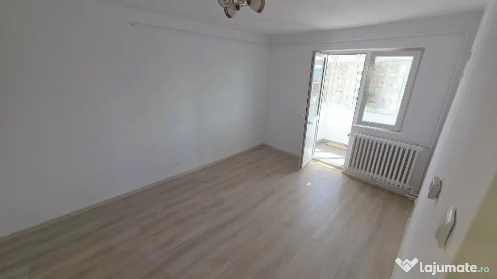 Inchiriere apartament 2 camere D, la Hala Centrala, NOU RENOVAT - Iasi (Iasi)