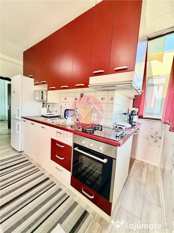 Apartament Mobilat Ultra Modern zona Campus - Ideal pentru s - Constanta (Constanta)