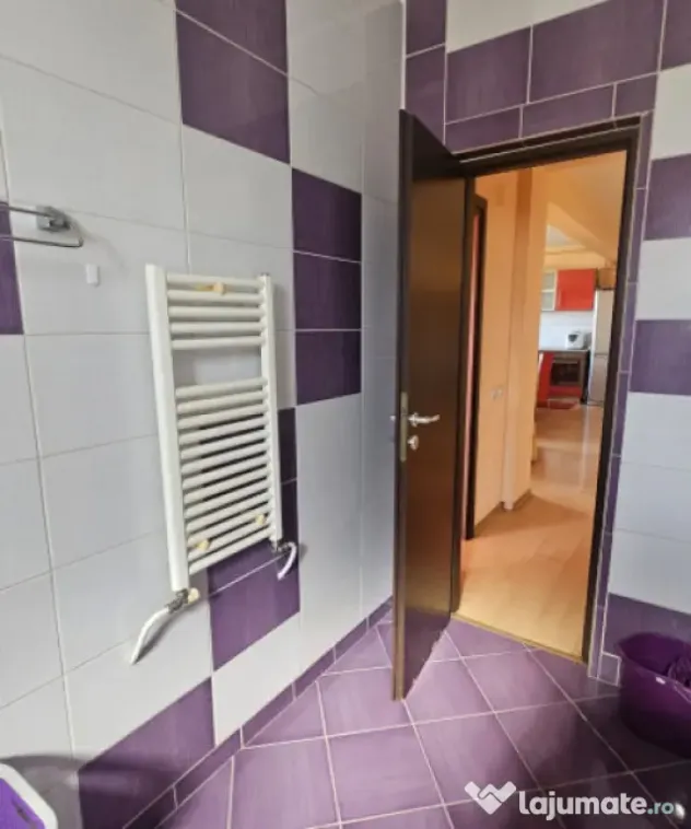 Vand apartament 2 camere 58 mp+balcoane 15mp zona Stejarului - Floresti (Cluj)