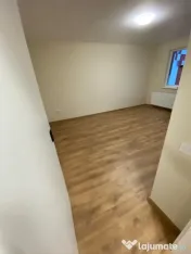 Apartament de 3 camere, semidecomandat, zona Porii, Floresti 